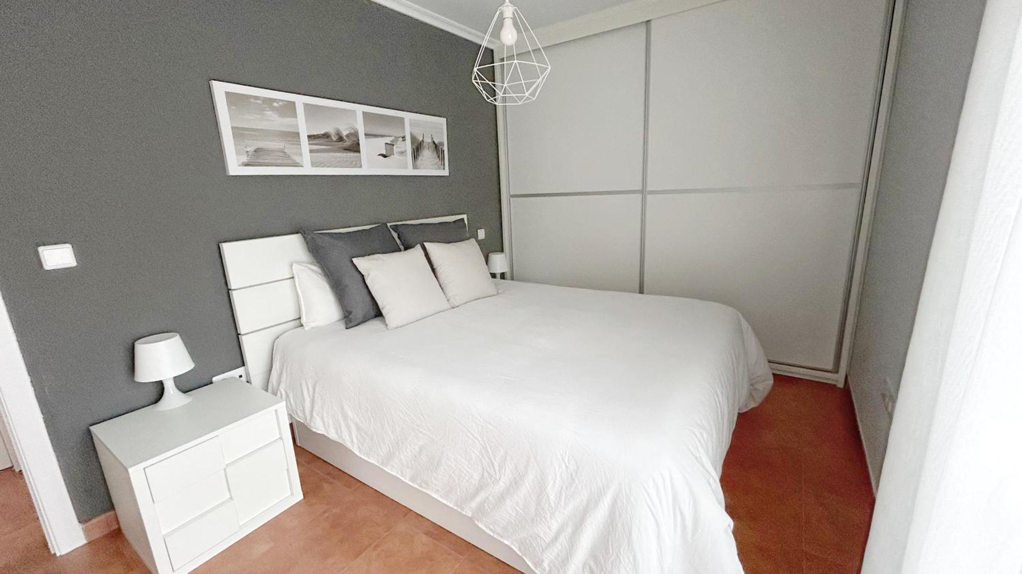 Comillas Bº Casasola - Residencial Lagos Azules - Netflix, Prime, Wifi & Free Indoor Parking Eksteriør bilde