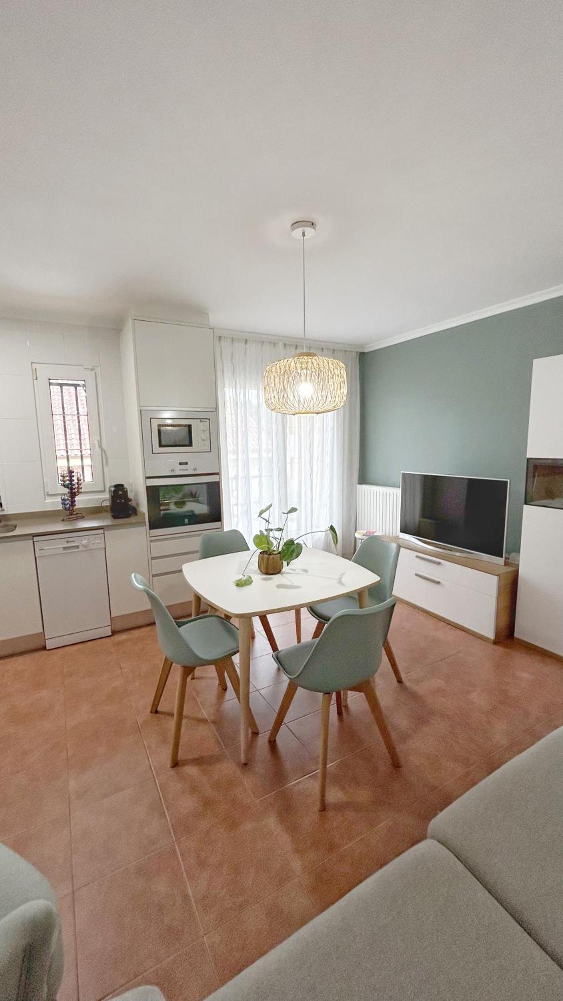 Comillas Bº Casasola - Residencial Lagos Azules - Netflix, Prime, Wifi & Free Indoor Parking Eksteriør bilde