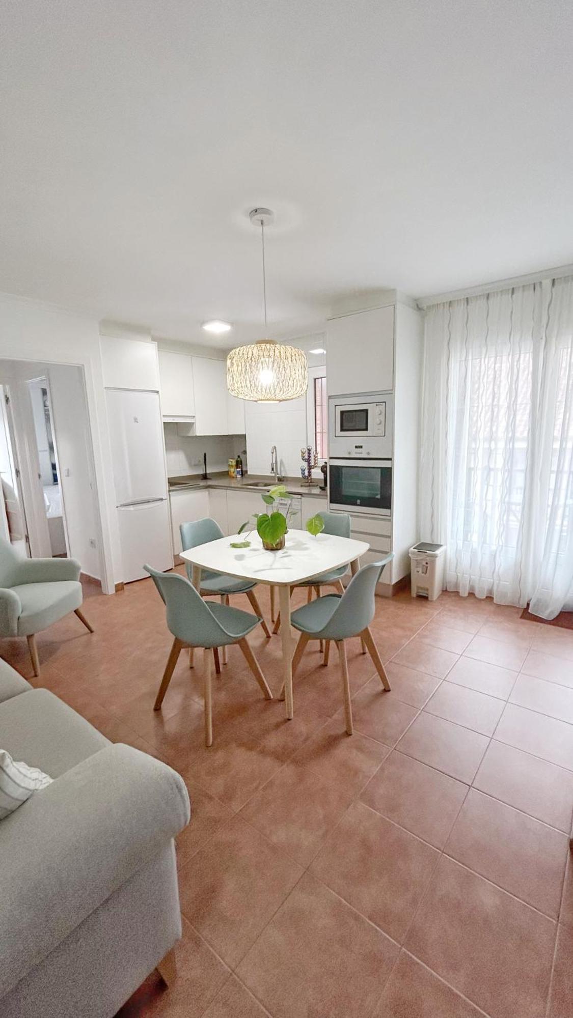 Comillas Bº Casasola - Residencial Lagos Azules - Netflix, Prime, Wifi & Free Indoor Parking Eksteriør bilde